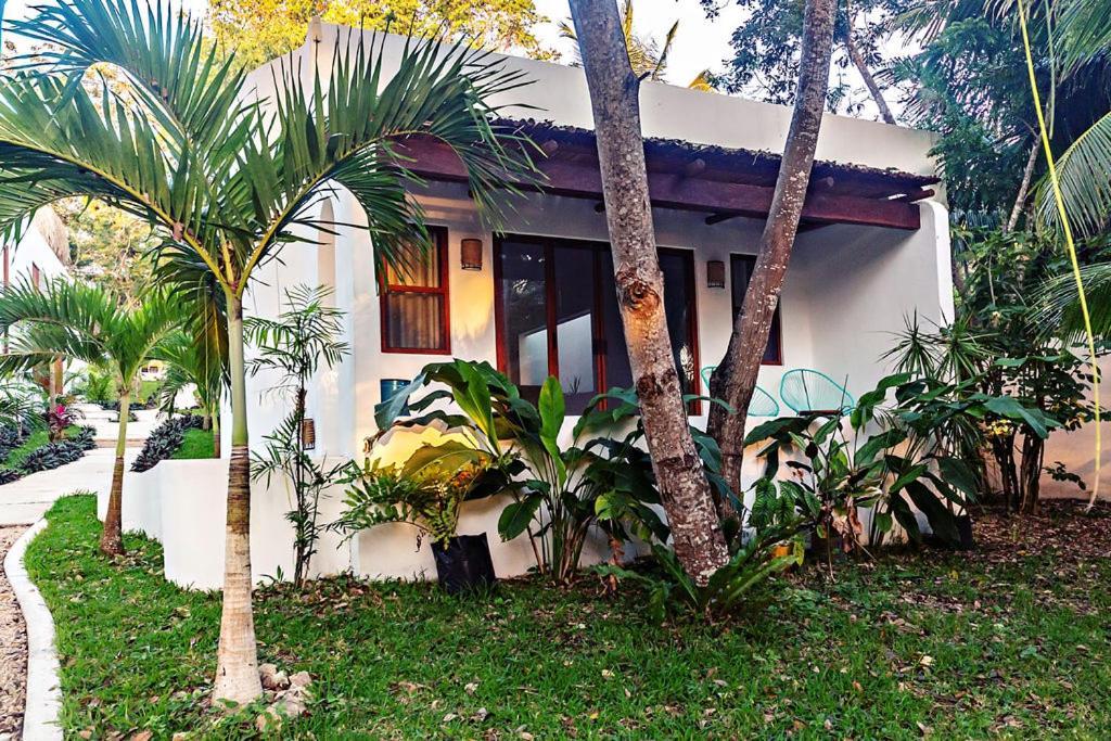 Mi Kasa Tu Kasa Bacalar By Nah Hotels Zewnętrze zdjęcie